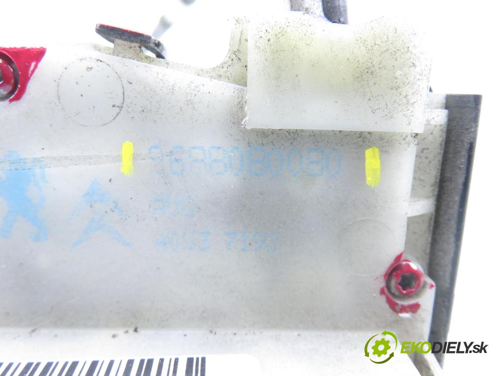 PEUGEOT 208 I (CA_, CC_) HB 2012 84,00 9HD (DV6C) 1560,00 zámok 9688080080