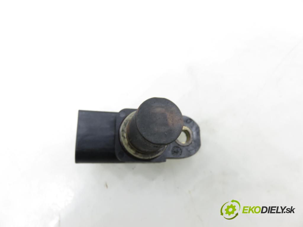 BMW 5 (E60) SEDAN 2005 0,00 530 d - M57 D30 (306D2) 2993,00 Snímač polohy vačky Vačkový hriadeľ: 7794646