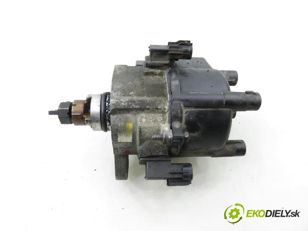 TOYOTA RAV 4 I (_A1_) SUV 1994 95,00 2.0 4WD - 3S-FE 1998,00 Rozdeľovač zapaľovací