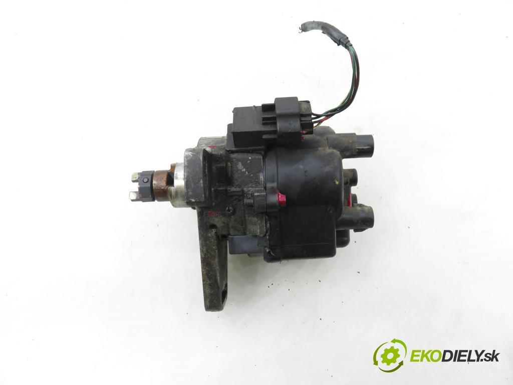 TOYOTA RAV 4 I (_A1_) SUV 1994 95,00 2.0 4WD - 3S-FE 1998,00 Rozdeľovač zapaľovací