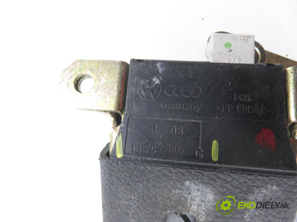 VW BORA (1J2) SEDAN 2000 66,00 1.9 TDI - AGR 1896,00 zámok dverí kufor EL. 1J5827425F ; 1J5827505C