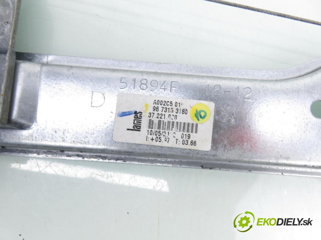PEUGEOT 208 I (CA_, CC_) HB 2012 84,00 9HD (DV6C) 1560,00 Mechanizmus okien 9673153180 ; 9674254180 ; 0130822696