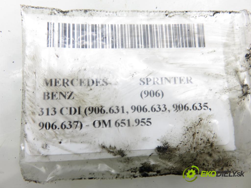 MERCEDES-BENZ SPRINTER 3,5-t Skrzynia (906) FURGON 2011 95,00 313 CDI (906.631, 906.633, 906.635, 906.637) - OM  2143,00 Rúra intercoolera turba 9065285082
