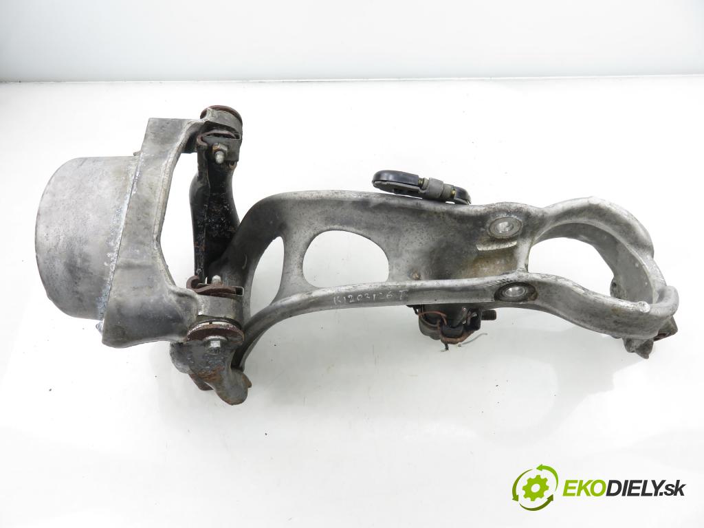 PEUGEOT 407 SW (6E_) KOMBI 2004 100,00 2.0 HDi 135 - RHR 1997,00 Rameno PP 9644552180D