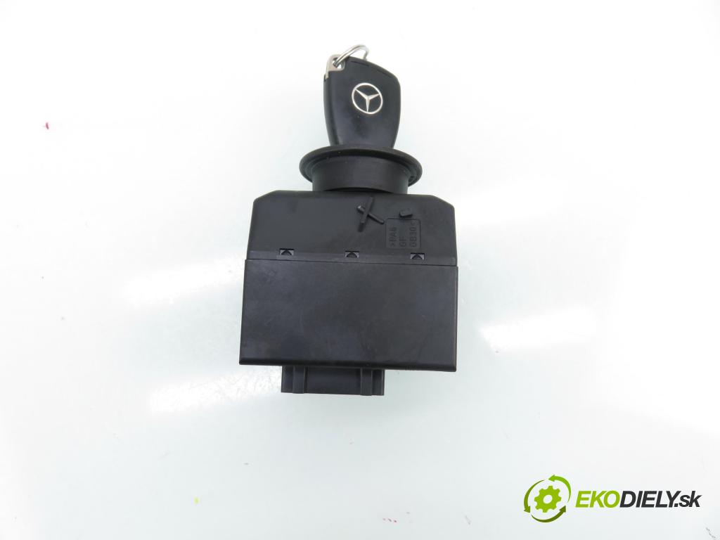 MERCEDES-BENZ KLASA B Sports Tourer (W245) HB 2007 80,00 B 180 CDI 109 - OM 640.940 1991,00 spinačka 1695451908 (Spínacia skrinka)