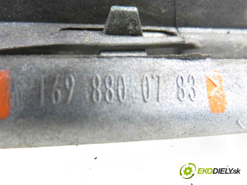 MERCEDES-BENZ KLASA B Sports Tourer (W245) HB 2007 80,00 B 180 CDI 109 - OM 640.940 1991,00 mřížka / maska A1698800783