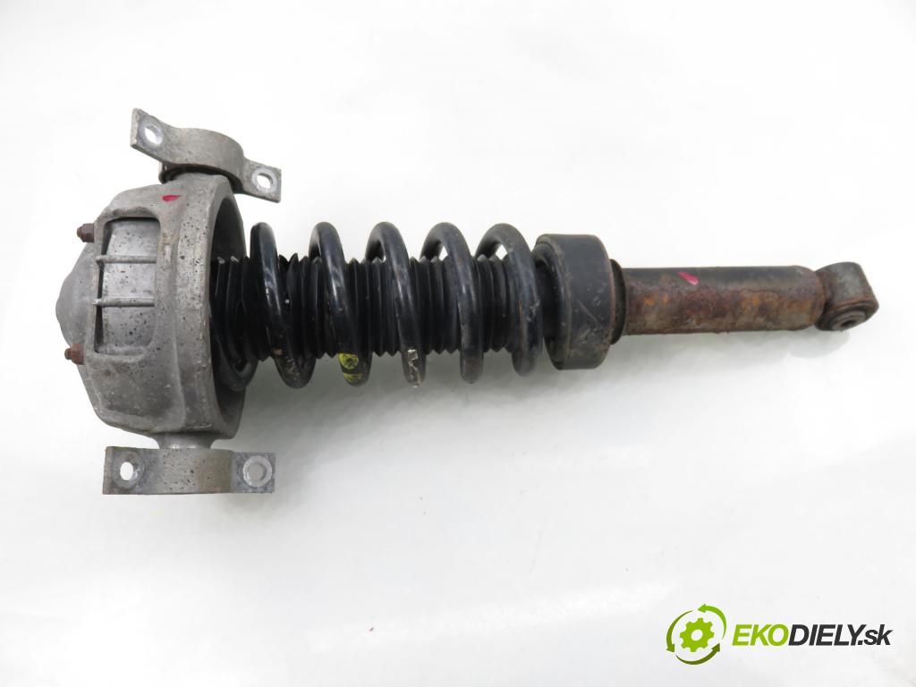 AUDI Q7 (4L) SUV 2007 171,00 3.0 TDI quattro - BUG 2967,00 MCPERSON LT 4L0513029B ; 4L0512021A