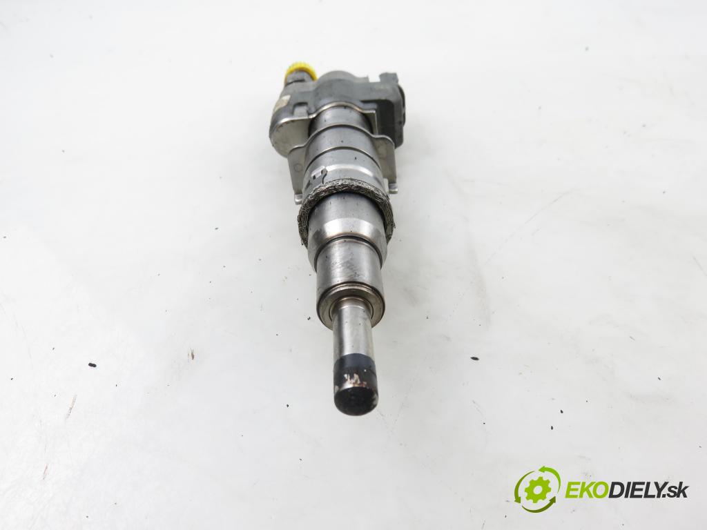 BMW 1 (E87) HB 2009 89,00 116 i - N43 B16 A 1599,00 vstrekovač 7589048 (Vstrekovač paliva)