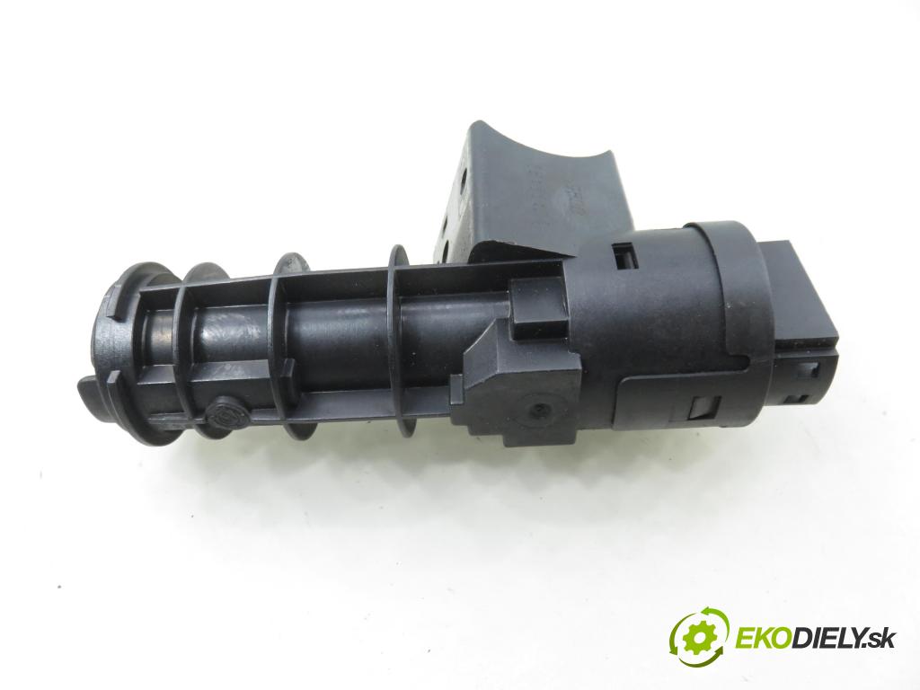 ALFA ROMEO 156 Sportwagon (932_) KOMBI 2004 110,00 1.9 JTD 16V Q4 - 937 A5.000 1910,00 spinačka 05521B365 ; 60673131 (Spínacia skrinka)