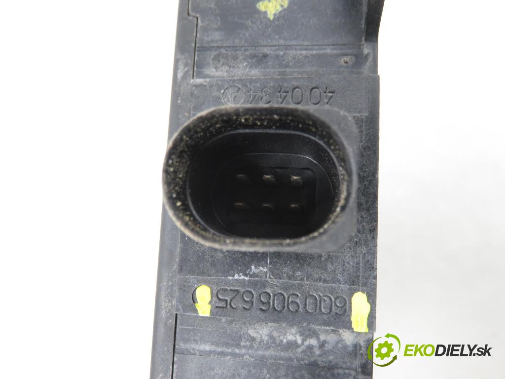 VW GOLF V (1K1) HB 2004 77,00 1.9 TDI PD 105 - BKC 1896,00 VENTIL: magnetický 6Q0906625