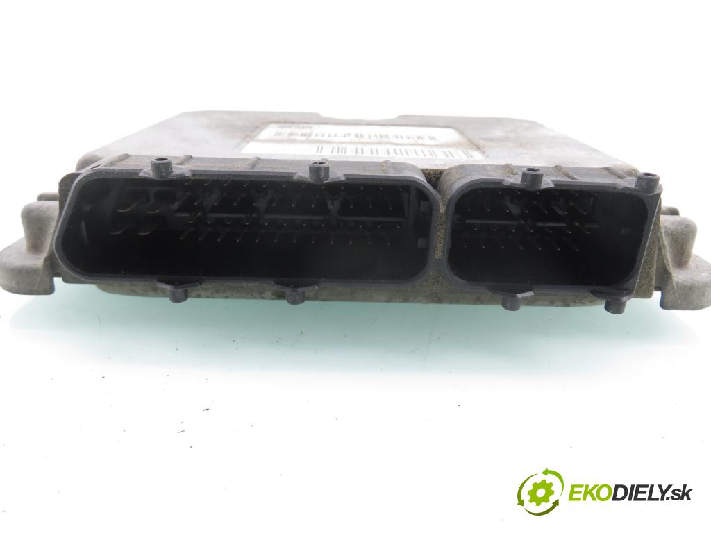 FIAT PANDA (169_) HB 2004 40,00 1.1 54 - 187 A1.000 1108,00 řídící jednotka motora 55188619 ; IAW4AFSM