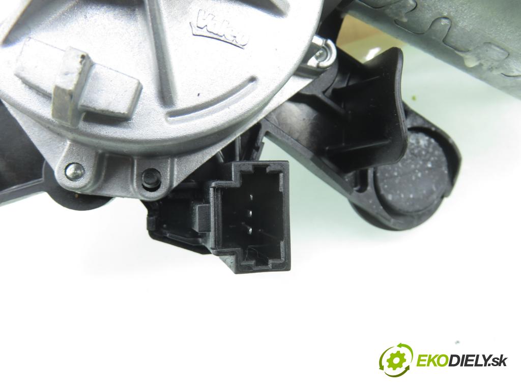 PEUGEOT 208 I (CA_, CC_) HB 2012 84,00 9HD (DV6C) 1560,00 Motorček stierače zadné 9673251380 ; W000027332