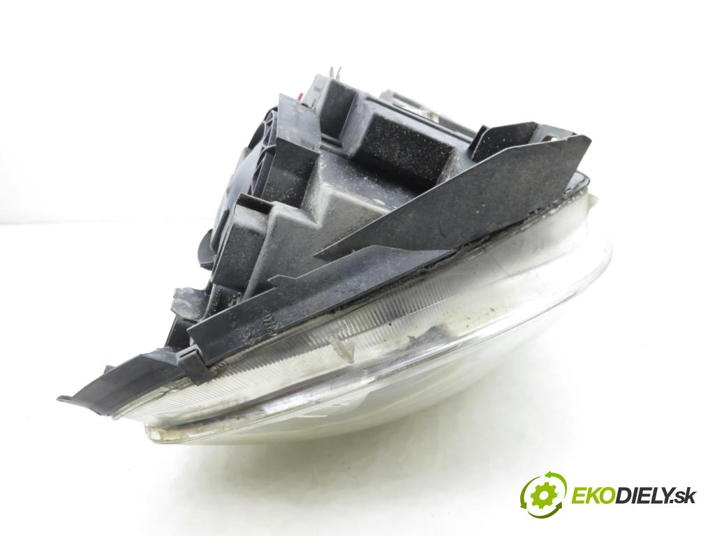 MERCEDES-BENZ KLASA B Sports Tourer (W245) HB 2007 80,00 B 180 CDI 109 - OM 640.940 1991,00 Svetlo LP A1698201761