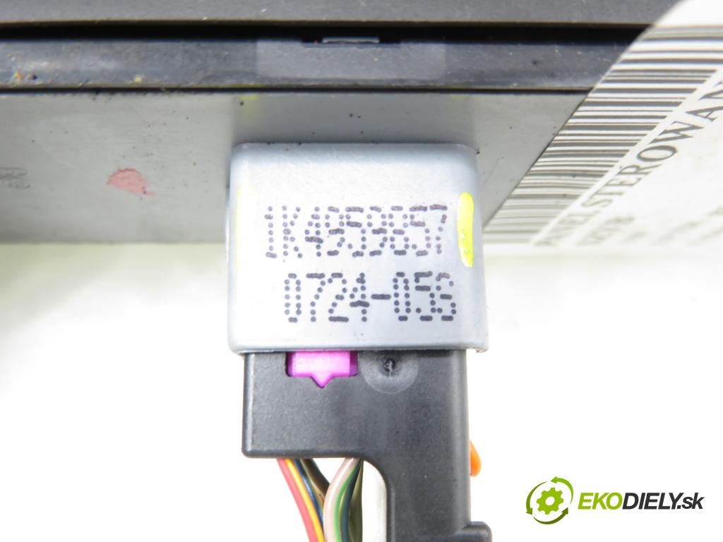 VW GOLF V (1K1) HB 2004 77,00 1.9 TDI PD 105 - BKC 1896,00 Panel ovládania okien 1K4959857 ; 1K4868049B ; 1K0959565A