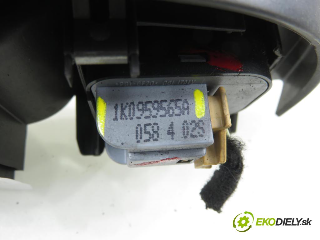 VW GOLF V (1K1) HB 2004 77,00 1.9 TDI PD 105 - BKC 1896,00 Panel ovládania okien 1K4959857 ; 1K4868049B ; 1K0959565A