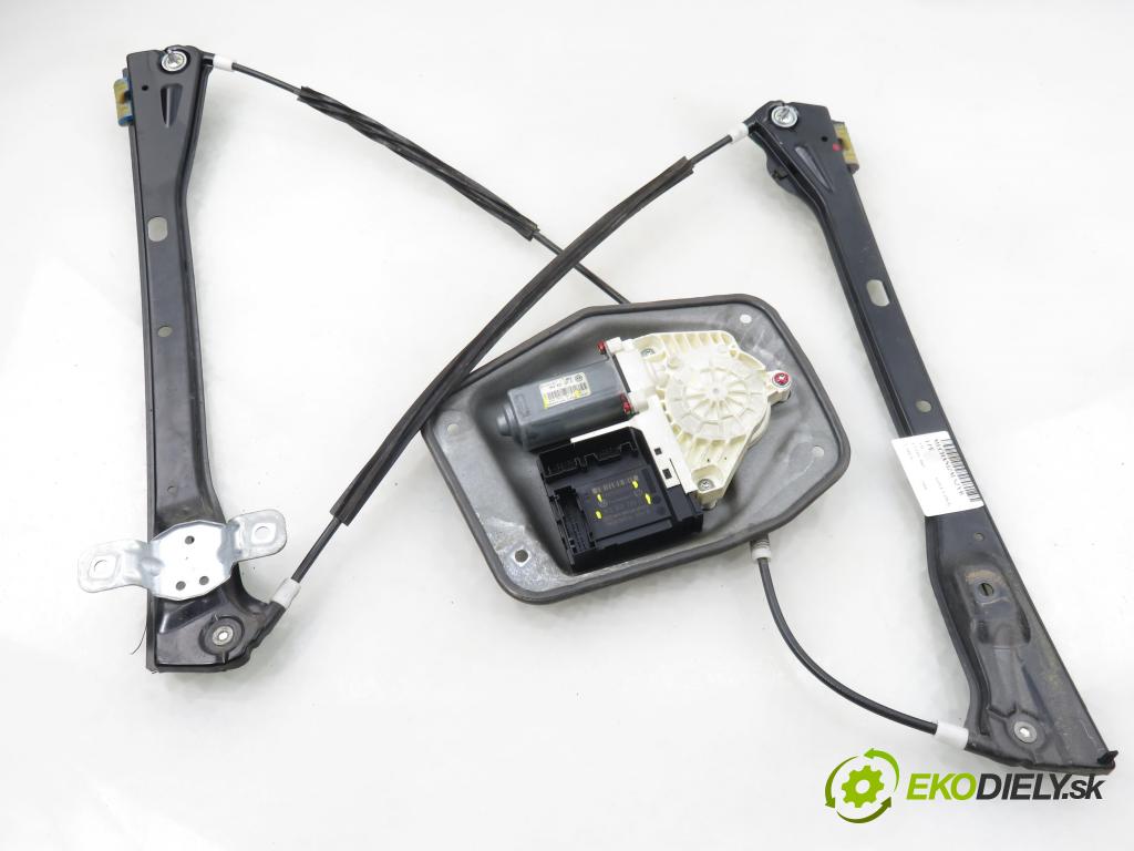 VW GOLF V (1K1) HB 2004 77,00 1.9 TDI PD 105 - BKC 1896,00 Mechanizmus okien 1K0959793C ; 1K4959701E ; 1K4837461A