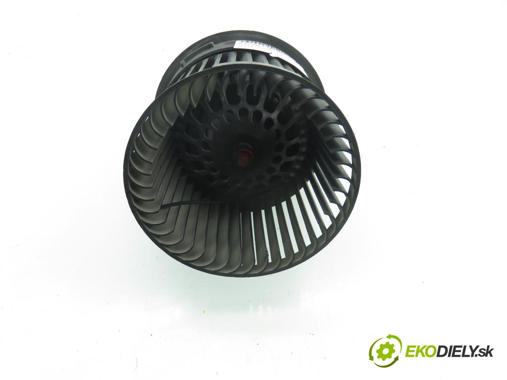 PEUGEOT 208 I (CA_, CC_) HB 2012 84,00 9HD (DV6C) 1560,00 ventilátor větráku NN108411U