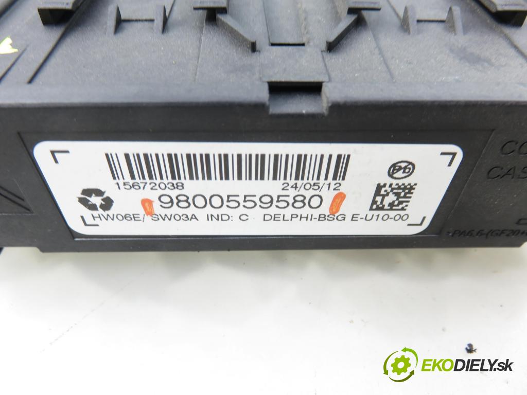 PEUGEOT 208 I (CA_, CC_) HB 2012 84,00 9HD (DV6C) 1560,00 MODUL Dvere 9800559580