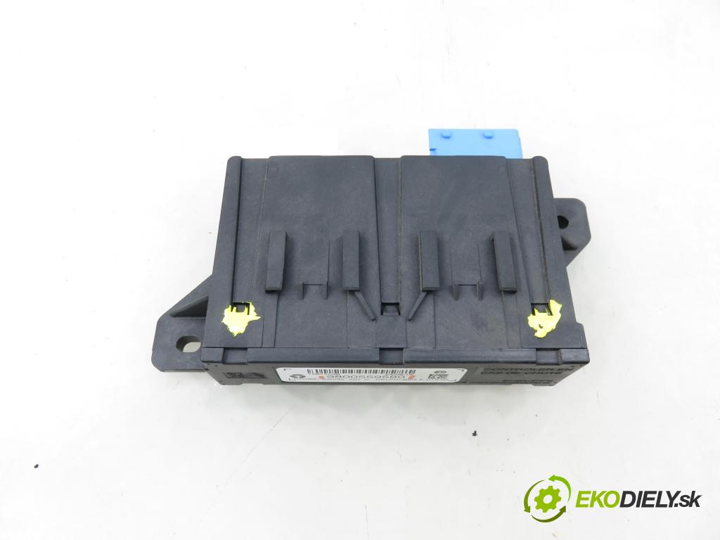 PEUGEOT 208 I (CA_, CC_) HB 2012 84,00 9HD (DV6C) 1560,00 MODUL Dvere 9800559580