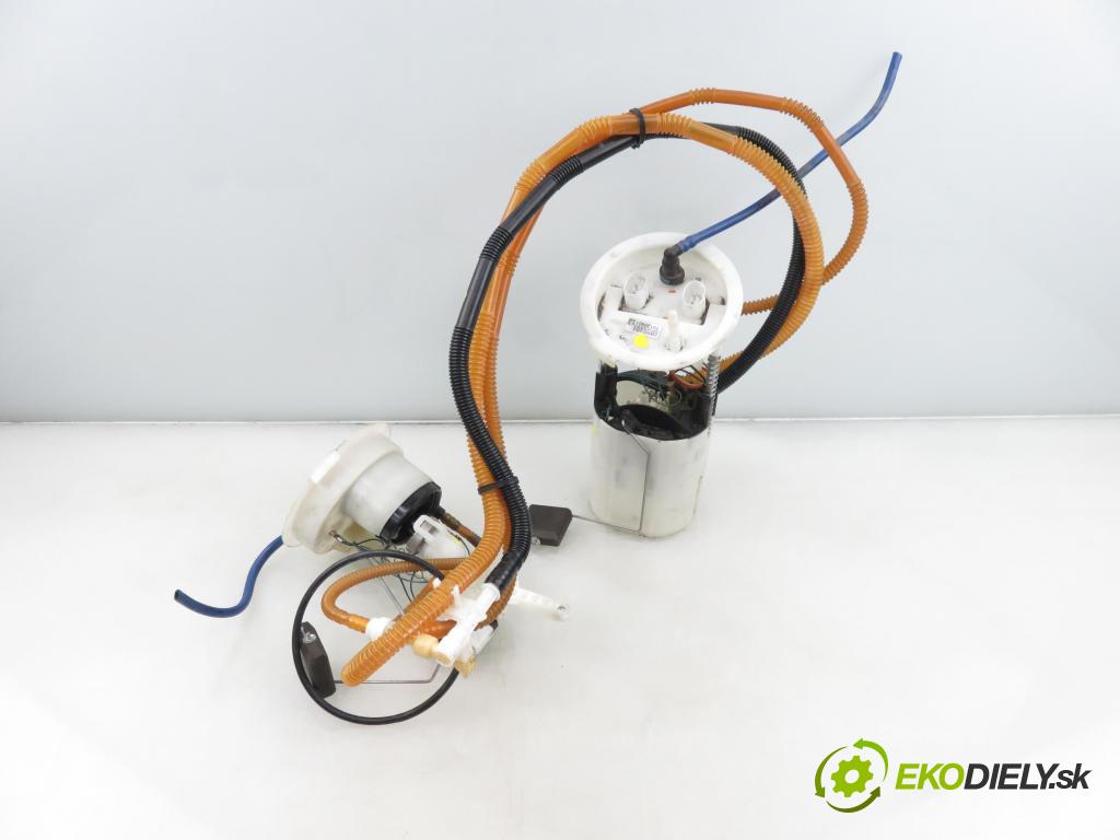 BMW 1 (E87) HB 2009 89,00 116 i - N43 B16 A 1599,00 pumpa paliva 7197073 ; 7162394