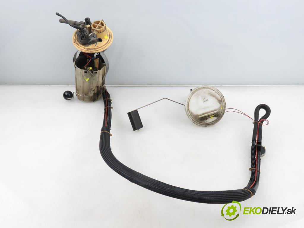 VOLVO V70 II SW (285) KOMBI 2003 96,00 2.4 D 131 2401,00 Pumpa paliva 30648569