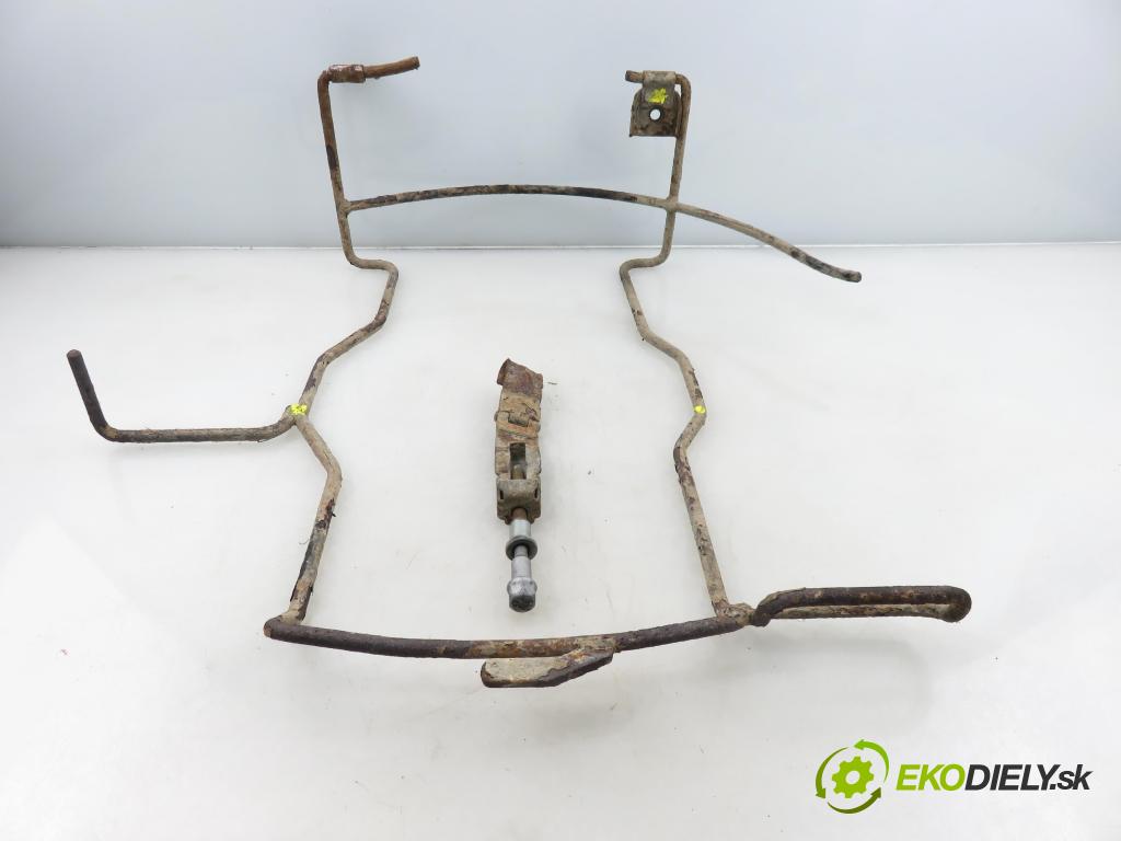 OPEL ZAFIRA B (A05) MINIVAN 2005 88,00 1.9 CDTI 8V 120 - Z 19 DT 1910,00 Vešiak: KOLA: ZÁLOHOVANIE: