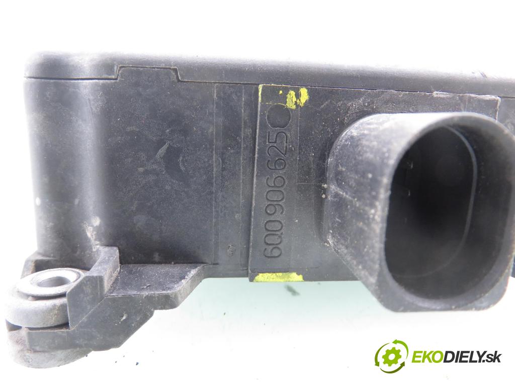 SKODA OCTAVIA II (1Z3) LIFTBACK 2008 77,00 1.9 TDI - BXE 1896,00 VENTIL: magnetický 6Q0906625