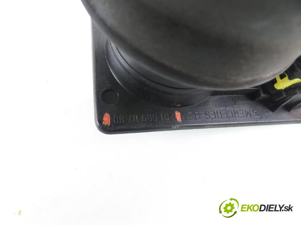 MERCEDES-BENZ 190 (W201) SEDAN 1992 80,00 E 1.8 (201.018) - M 102.910 1797,00 prepínač svetlá 2016890780