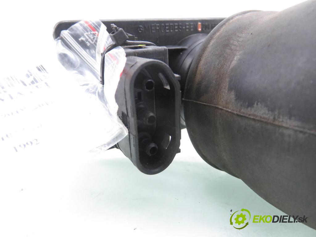 MERCEDES-BENZ 190 (W201) SEDAN 1992 80,00 E 1.8 (201.018) - M 102.910 1797,00 prepínač svetlá 2016890780