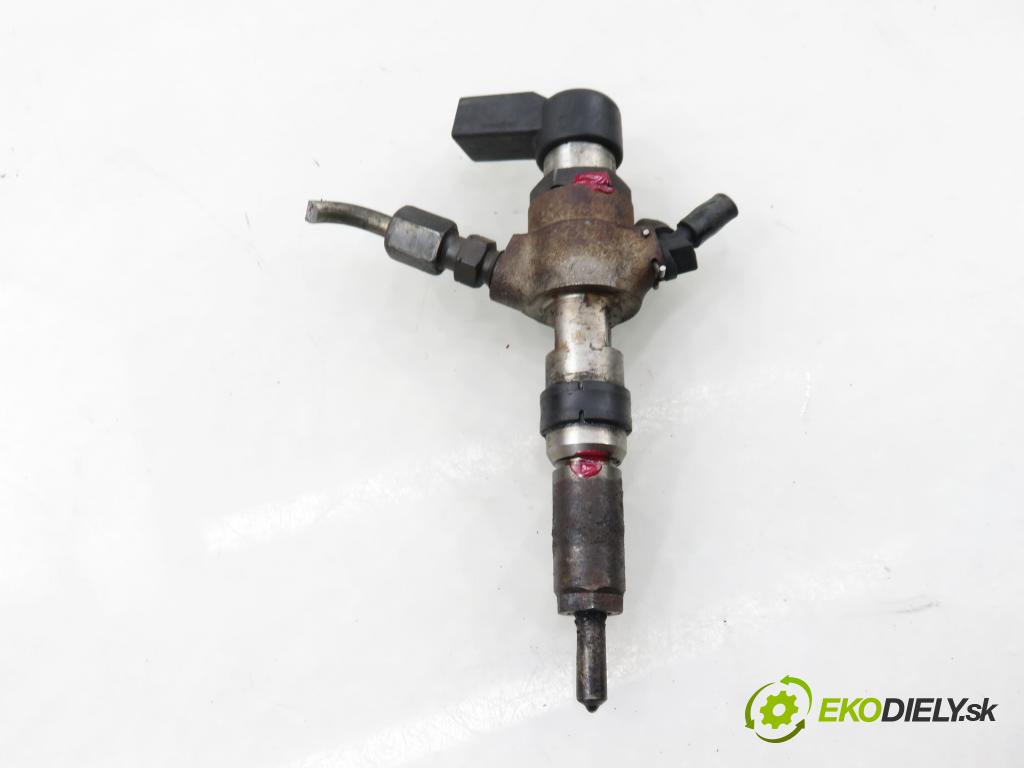 CITROEN C2 (JM_) HB 2006 50,00 1.4 HDi 68 8V - 8HZ 1398,00 vstrekovač 9654551080 (Vstrekovač paliva)