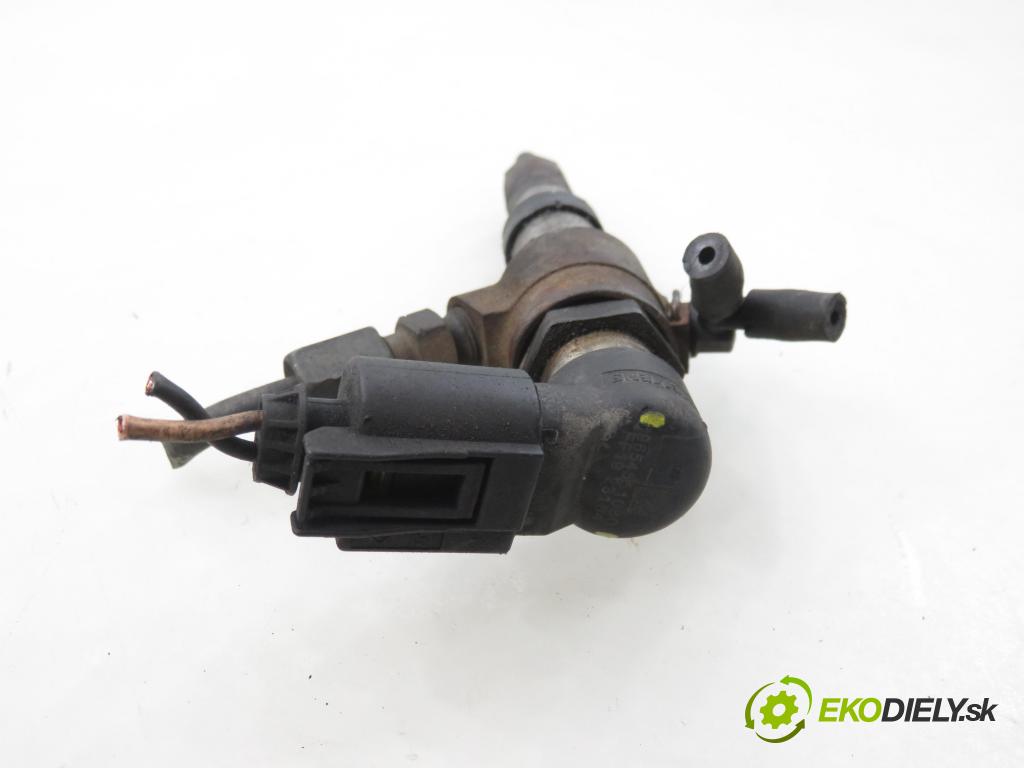 CITROEN C2 (JM_) HB 2006 50,00 1.4 HDi 68 8V - 8HZ 1398,00 vstrekovač 9654551080 (Vstrekovač paliva)