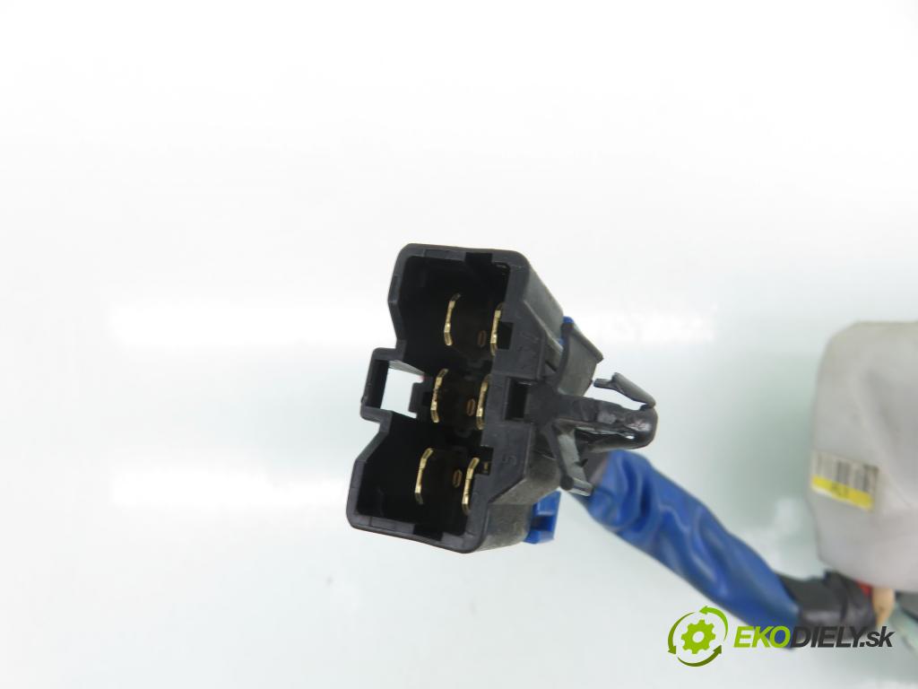 HYUNDAI i30 (FD) HB 2008 85,00 1.6 CRDi - D4FB 1582,00 spinačka FDZDC2 (Spínacia skrinka)