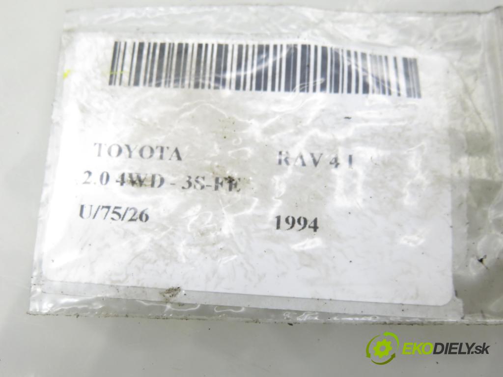 TOYOTA RAV 4 I (_A1_) SUV 1994 95,00 2.0 4WD - 3S-FE 1998,00 vstrekovač 2325074100 (Vstrekovač paliva)