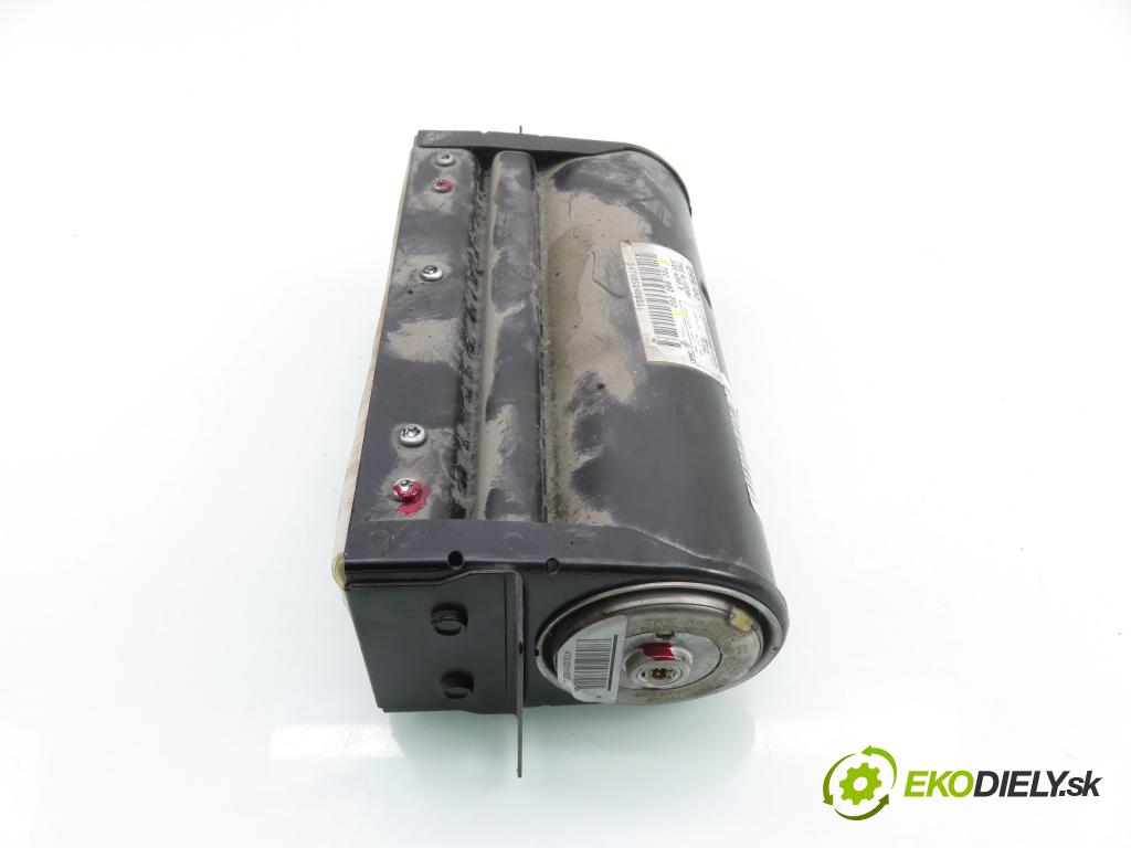 VW TRANSPORTER IV Autobus (70XB, 70XC, 7DB, 7DW, 7DK) BUS 2001 75,00 2.5 TDI - AYC 2461,00 AirBag air BAG CESTUJÍCÍ: 7D0880202