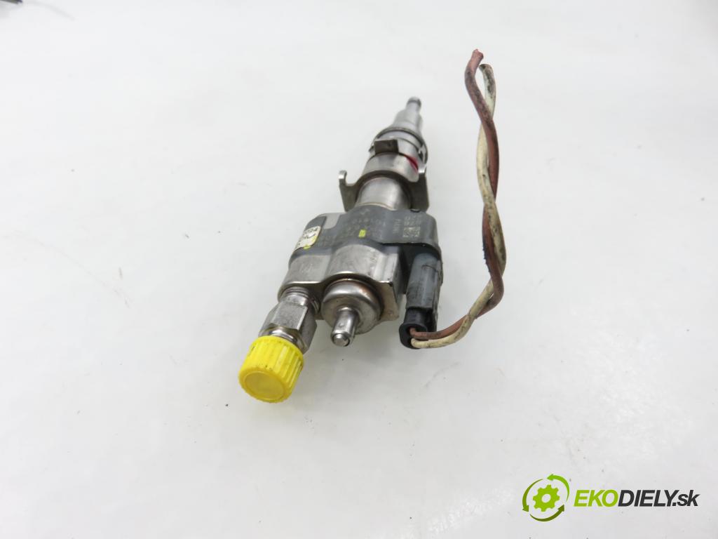 BMW 1 (E87) HB 2009 89,00 116 i - N43 B16 A 1599,00 vstrekovač 7589048 (Vstrekovač paliva)