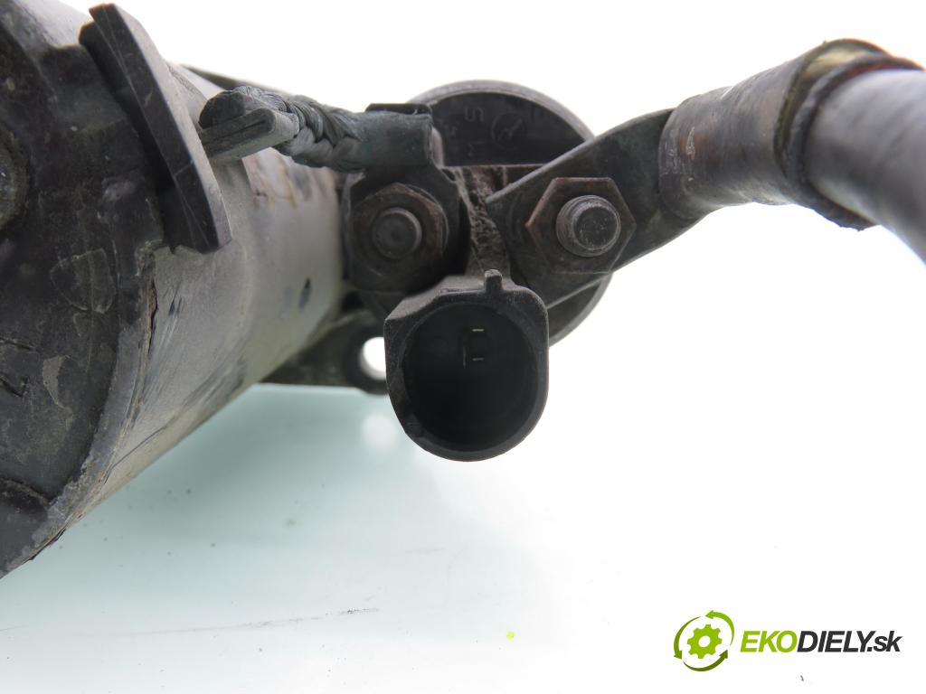 VW PASSAT B6 (3C2) SEDAN 2005 77,00 1.9 TDI PD 105 - BKC 1896,00 startér 02Z911023FX (Startér)