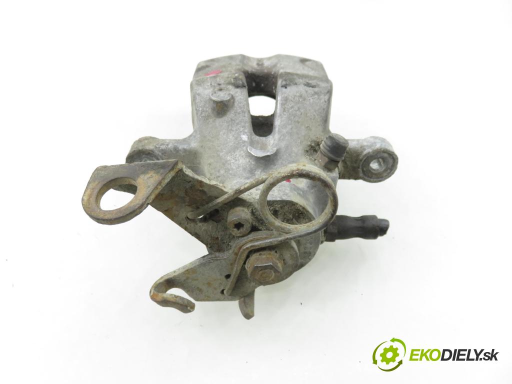 ALFA ROMEO 156 Sportwagon (932_) KOMBI 2004 110,00 1.9 JTD 16V Q4 - 937 A5.000 1910,00 Brzdič strmeň pravé zadné