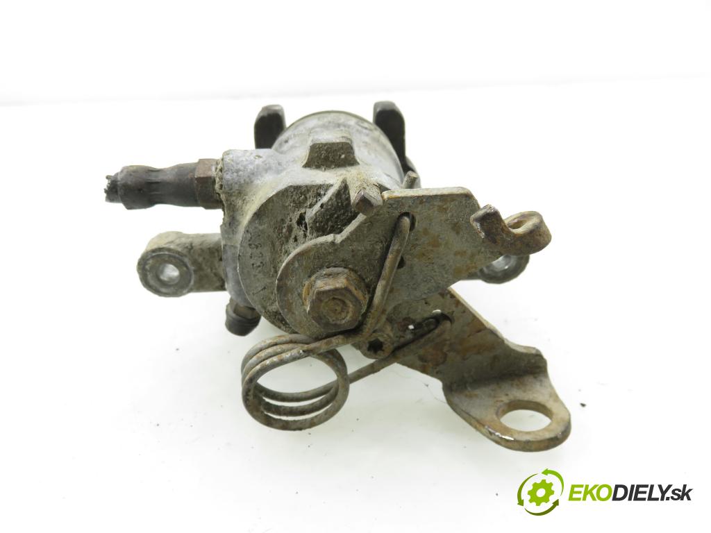 ALFA ROMEO 156 Sportwagon (932_) KOMBI 2004 110,00 1.9 JTD 16V Q4 - 937 A5.000 1910,00 Brzdič strmeň pravé zadné