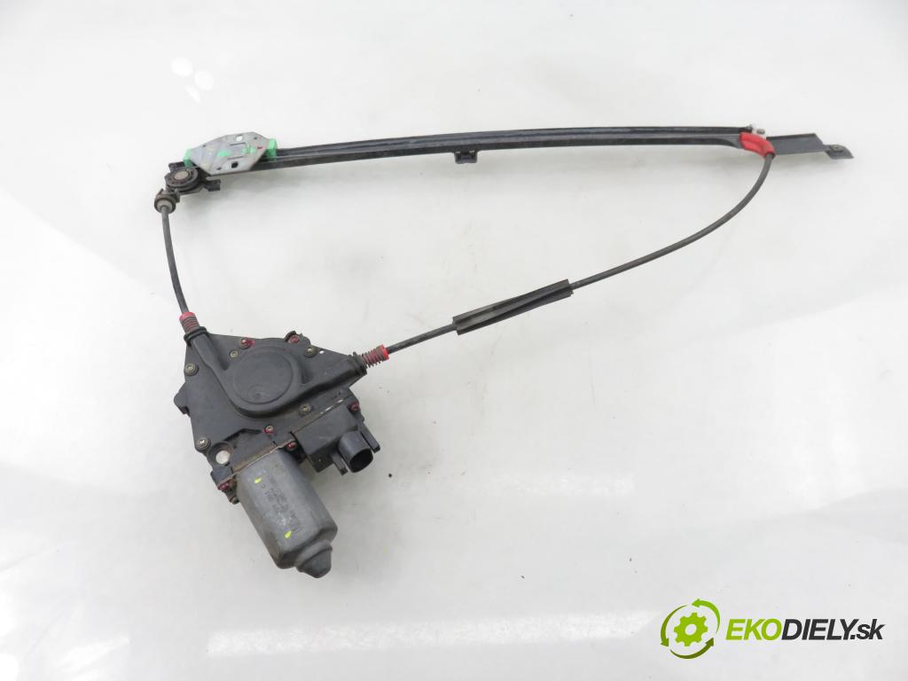 VW TRANSPORTER IV Autobus (70XB, 70XC, 7DB, 7DW, 7DK) BUS 2001 75,00 2.5 TDI - AYC 2461,00 Mechanizmus okien 7D0959801C ; 7D0837501B