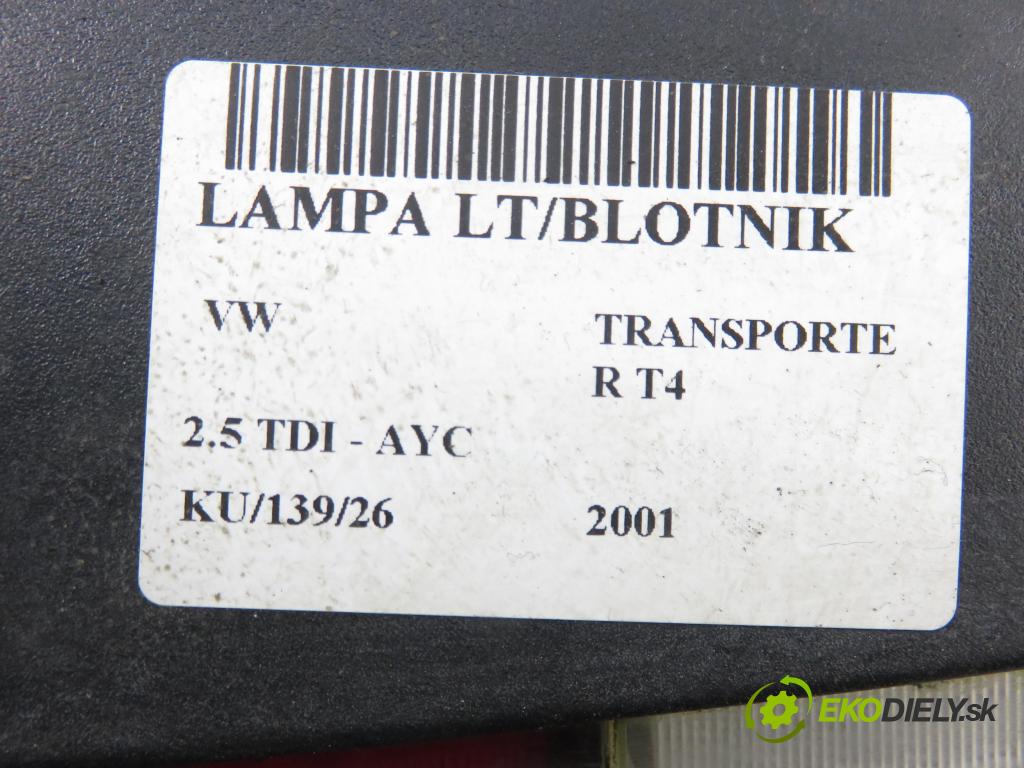 VW TRANSPORTER IV Autobus (70XB, 70XC, 7DB, 7DW, 7DK) BUS 2001 75,00 2.5 TDI - AYC 2461,00 Svetlo ľavé zadné