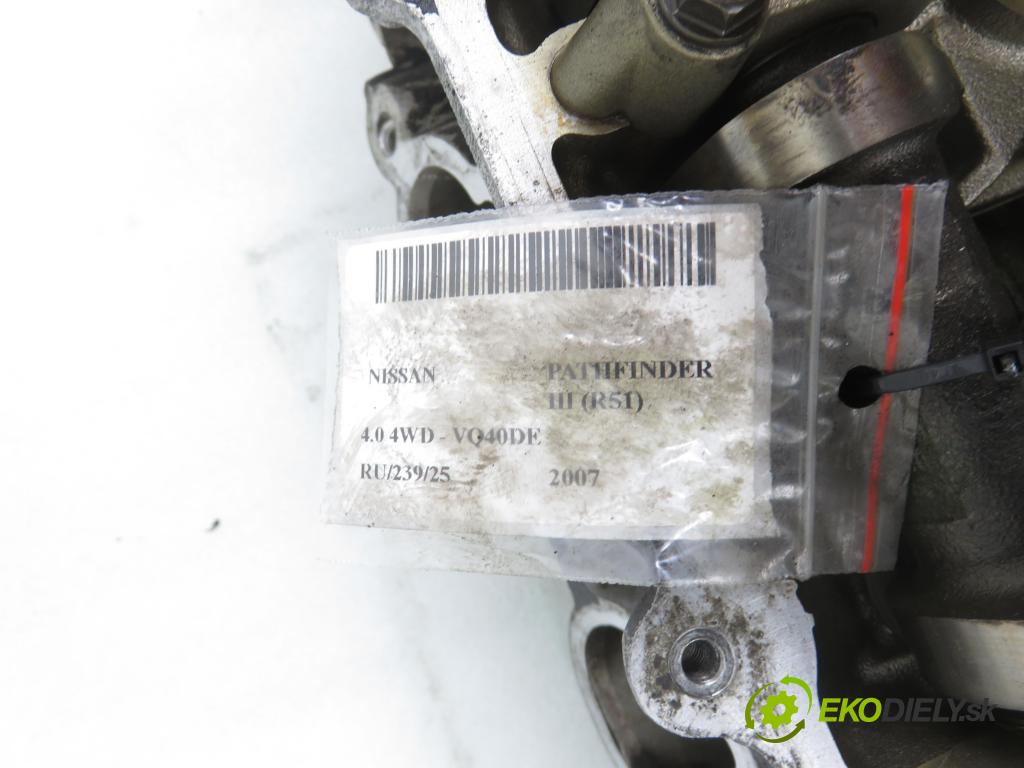 NISSAN PATHFINDER III (R51) TERENOWY 2007 198,00 4.0 4WD 269 - VQ40DE 3954,00 hlava
