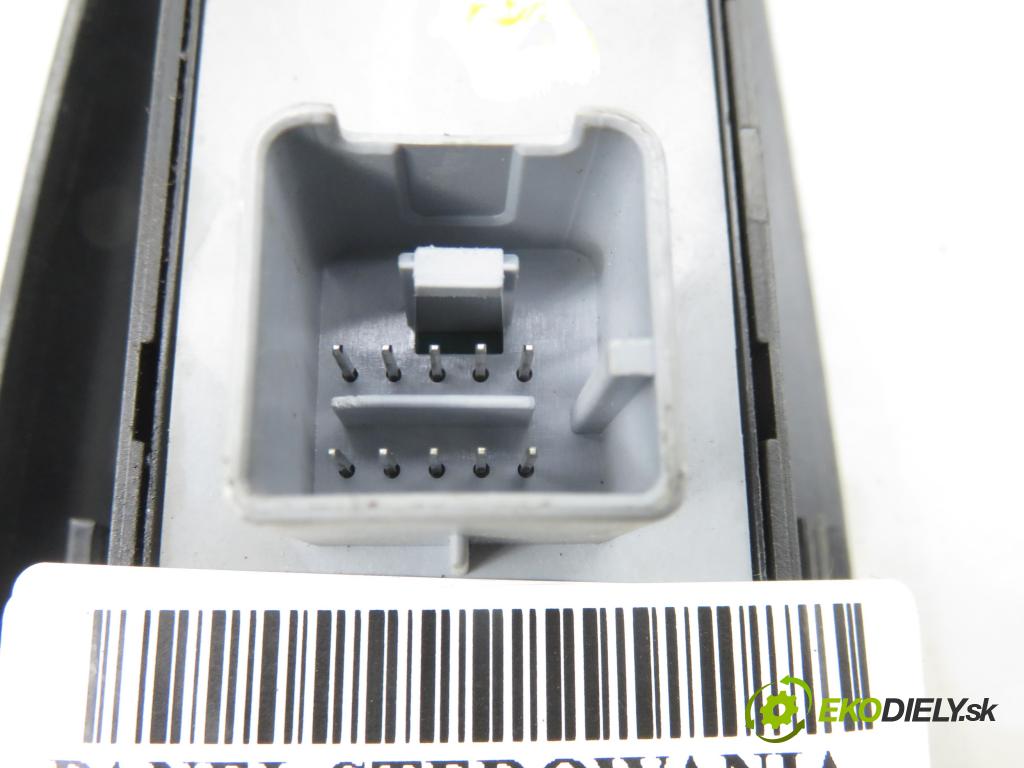 SKODA OCTAVIA II (1Z3) LIFTBACK 2008 77,00 1.9 TDI - BXE 1896,00 Panel ovládania okien 1Z0959858B