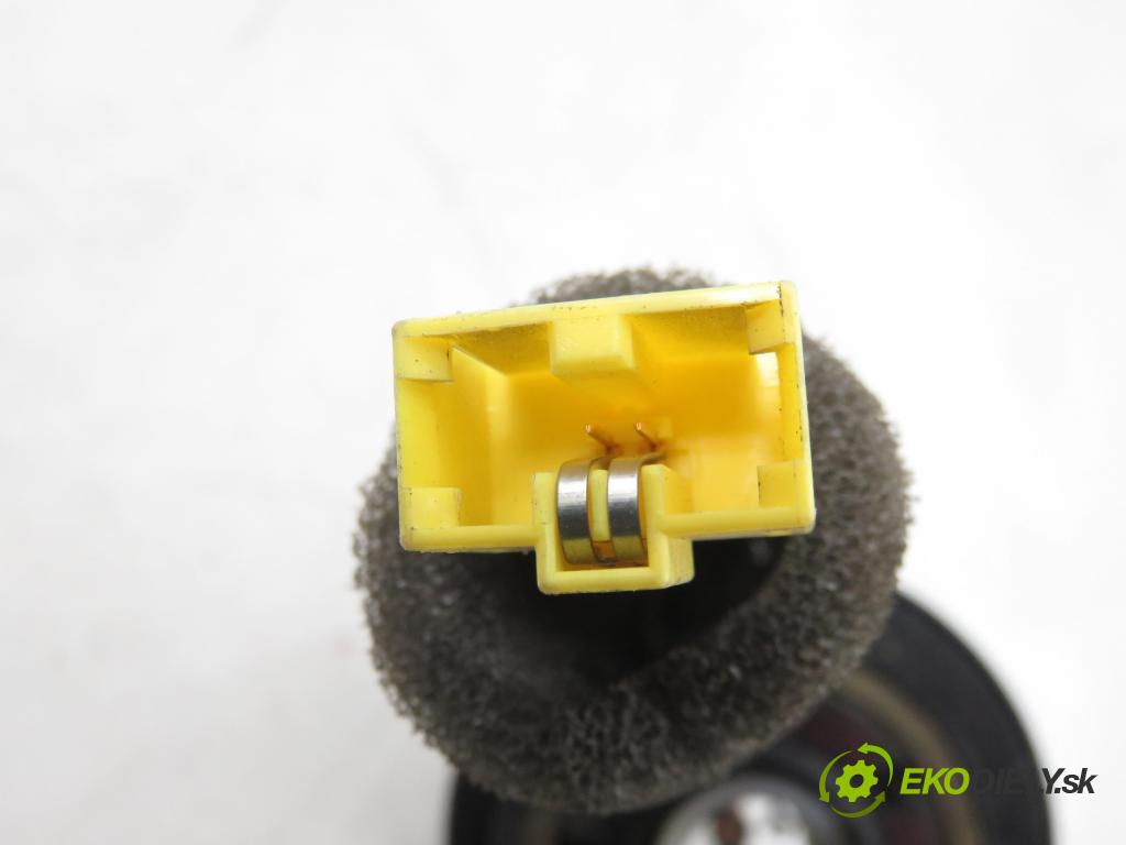 VW TRANSPORTER IV Autobus (70XB, 70XC, 7DB, 7DW, 7DK) BUS 2001 75,00 2.5 TDI - AYC 2461,00 PÁSKA: air BAG 7D0959653 ; 7D0959653K