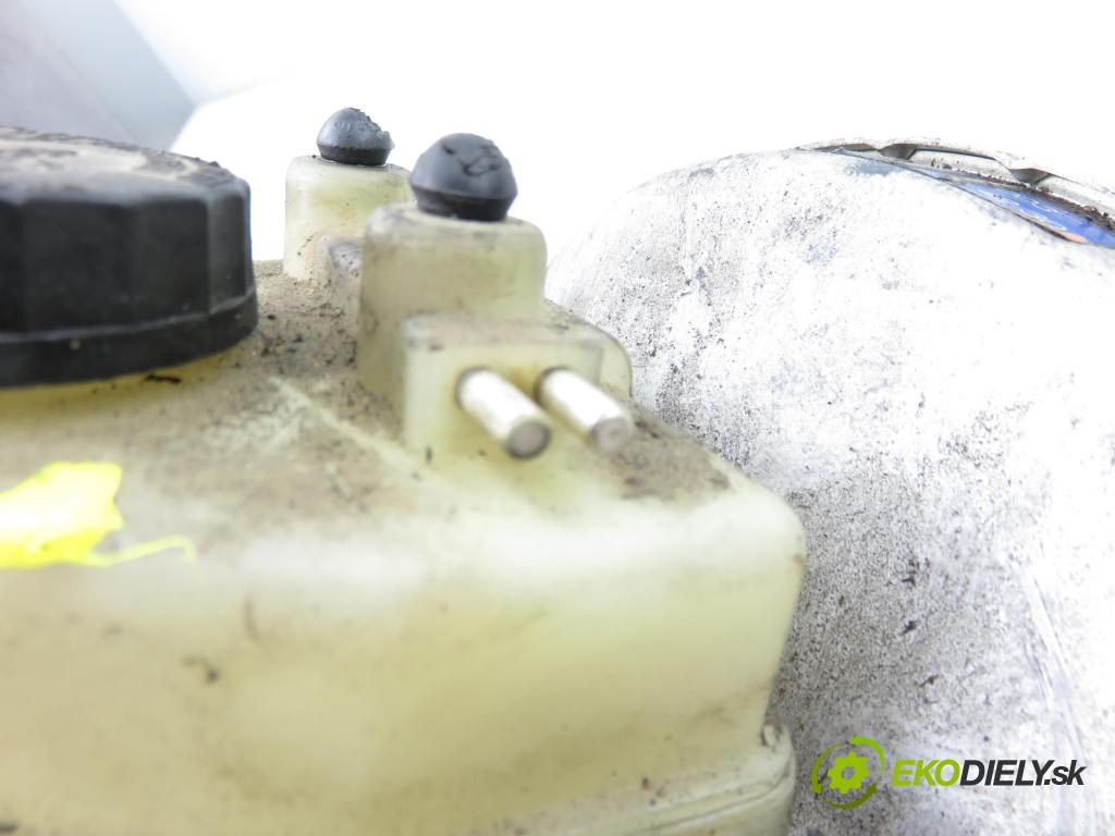 MERCEDES-BENZ 190 (W201) SEDAN 1992 80,00 E 1.8 (201.018) - M 102.910 1797,00 Posilovač 0034304230 (Servočerpadlo)