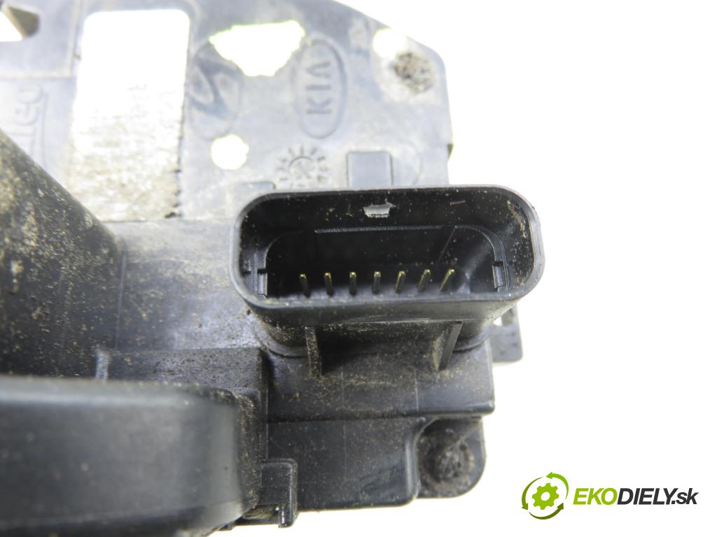 KIA CEE'D liftback (ED) HB 2008 80,00 1.4 16V 109 - G4FA 1396,00 zámok