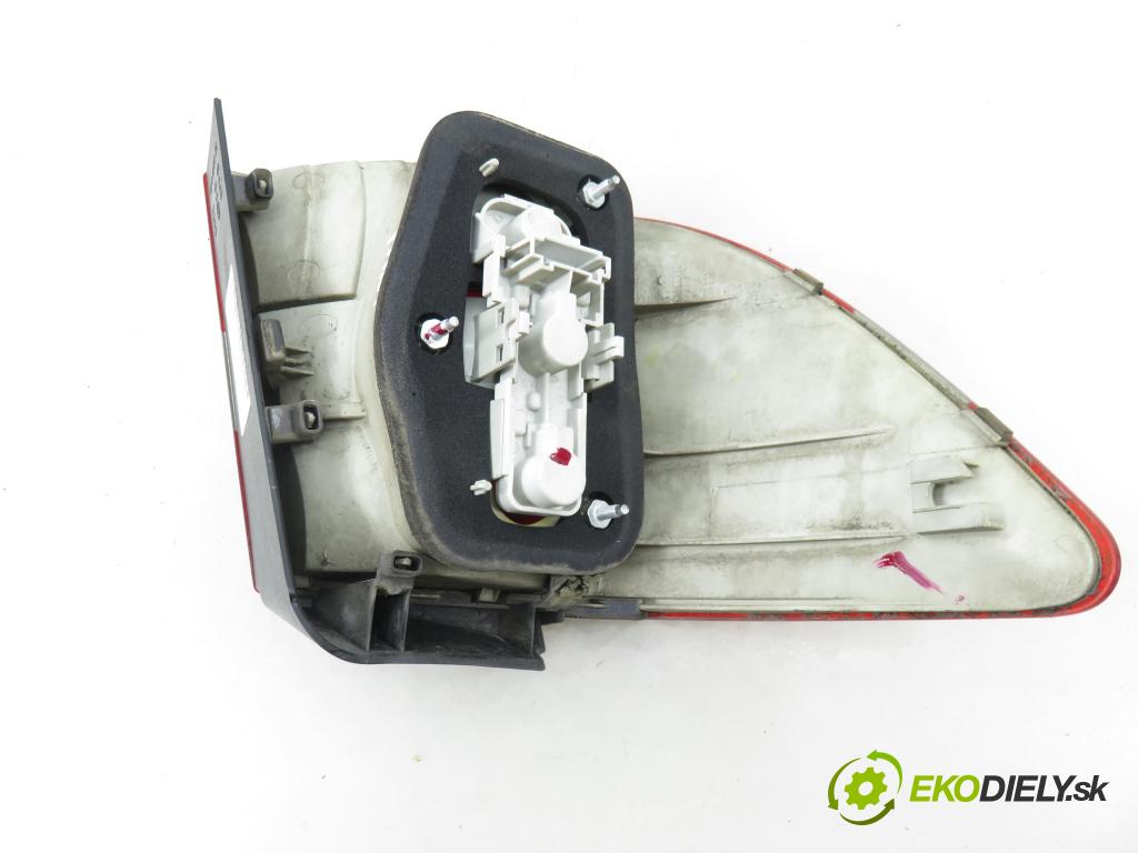 MERCEDES-BENZ KLASA B Sports Tourer (W245) HB 2007 80,00 B 180 CDI 109 - OM 640.940 1991,00 Svetlo pravé zadné A1698202664