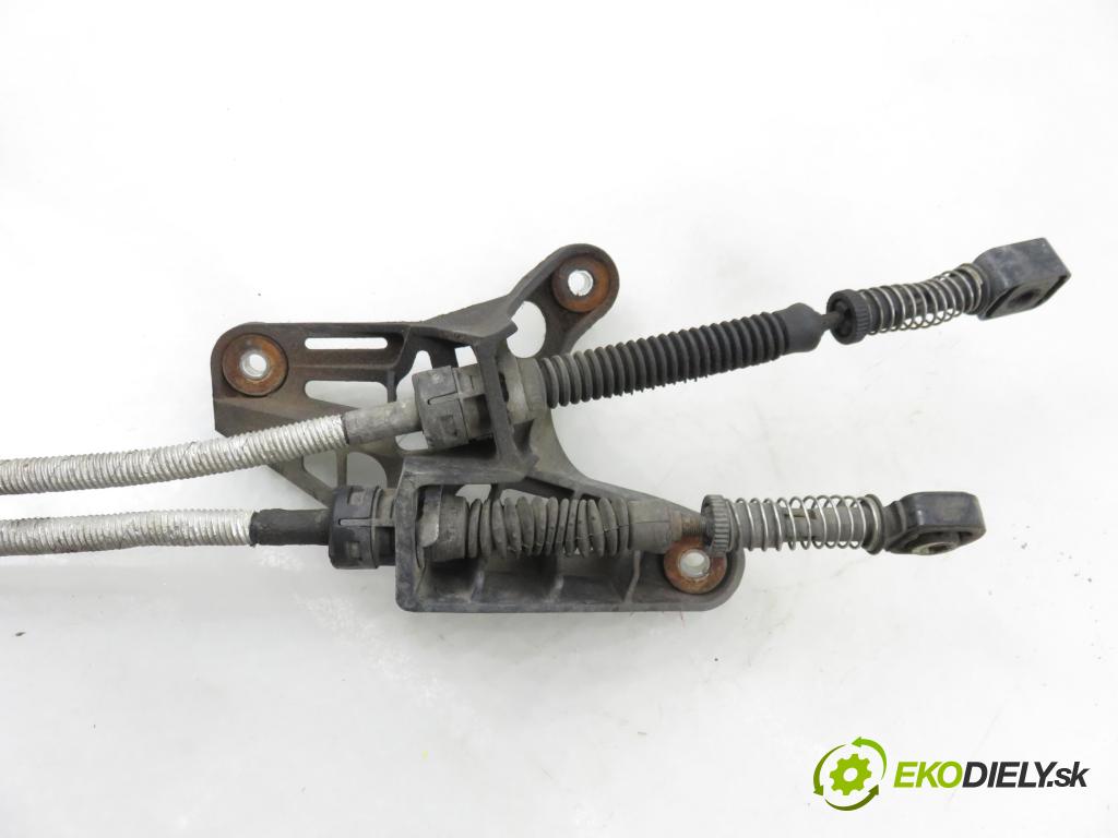 SKODA OCTAVIA II (1Z3) LIFTBACK 2008 77,00 1.9 TDI - BXE 1896,00 ZVEDÁK: 1K0711049BG ; 1K0711061B