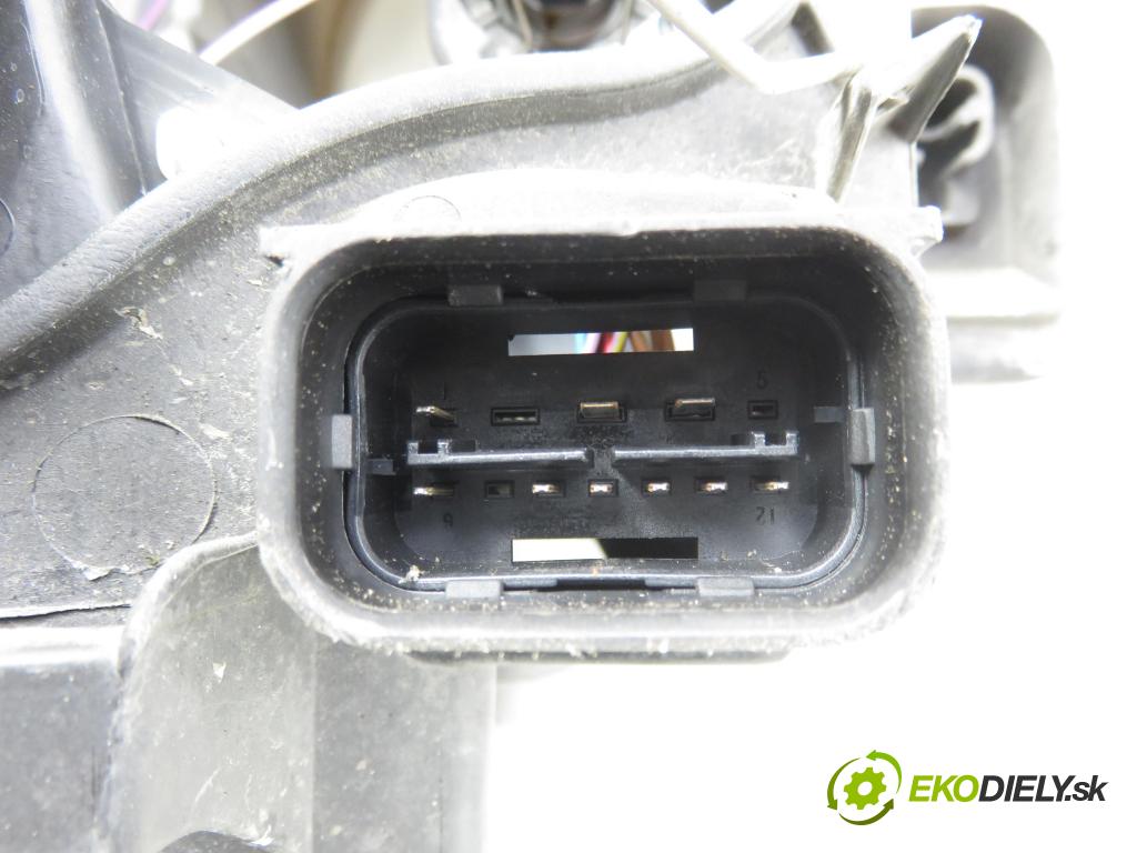 BMW 1 (E87) HB 2007 0,00 118 d - N47 D20 A 1995,00 Svetlo LP 6924485