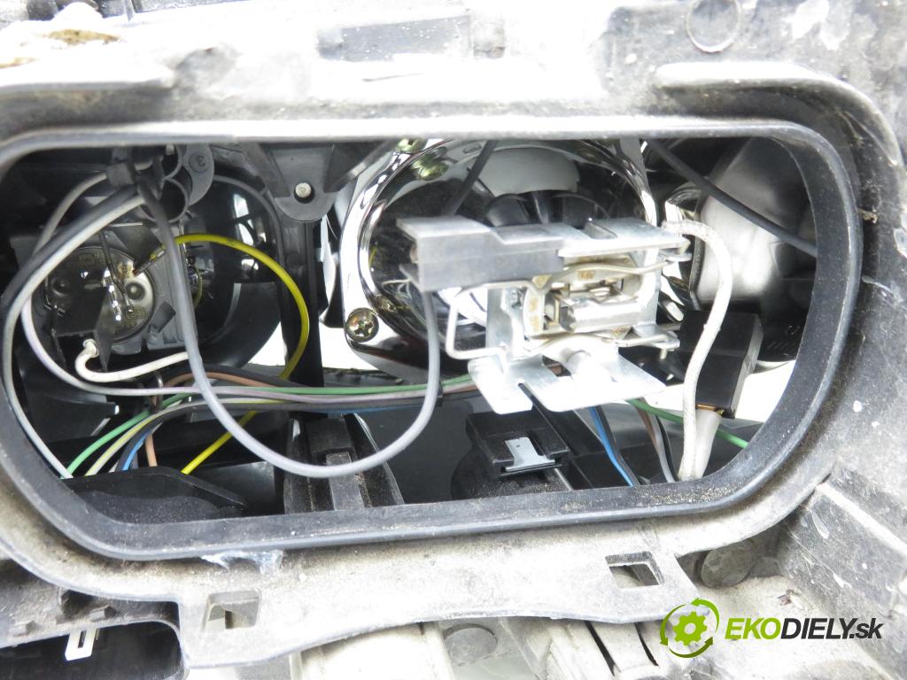 MAZDA 6 Hatchback (GG) LIFTBACK 2003 88,00 1.8 - L813 1798,00 světlo LP F014002413R