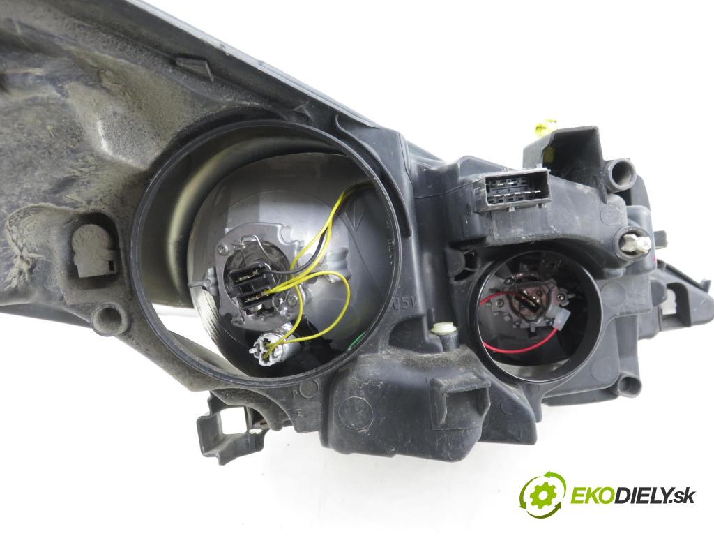 PEUGEOT 207 SW (WK_) KOMBI 2008 70,00 1.4 16V - 8FS (EP3) 1397,00 světlo LP 89900880